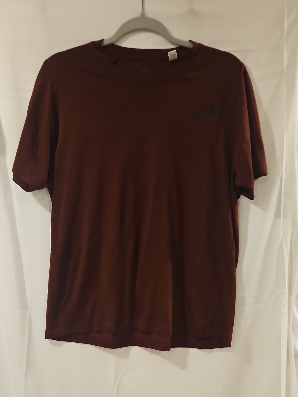 adidas Men's Short Sleeve Crew T-Shirt in Dark Brown